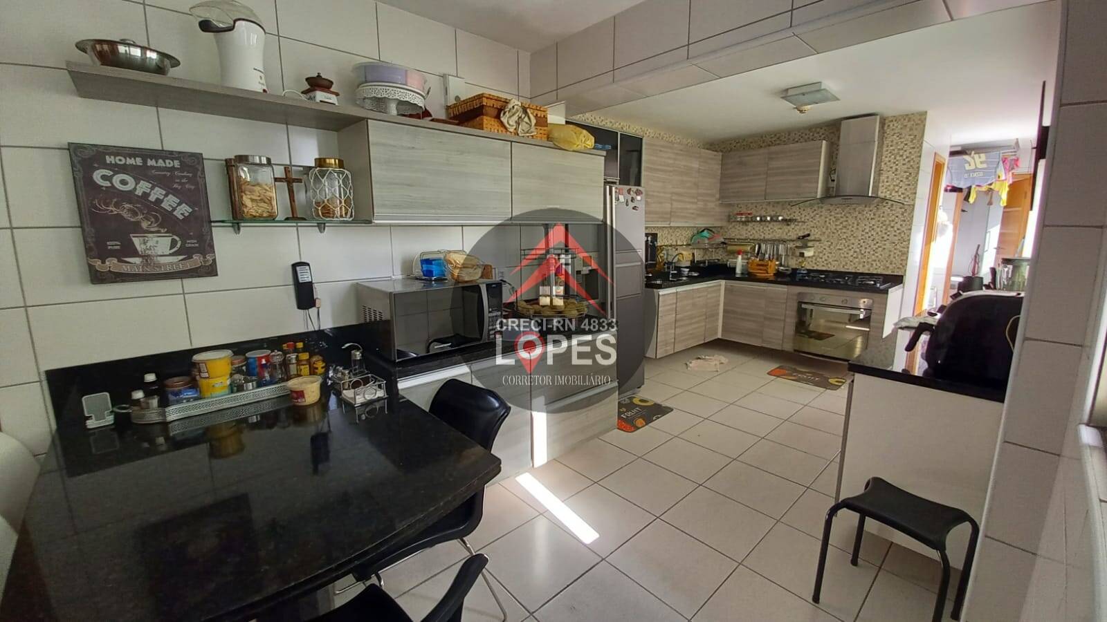 Apartamento, 4 quartos, 214 m² - Foto 2