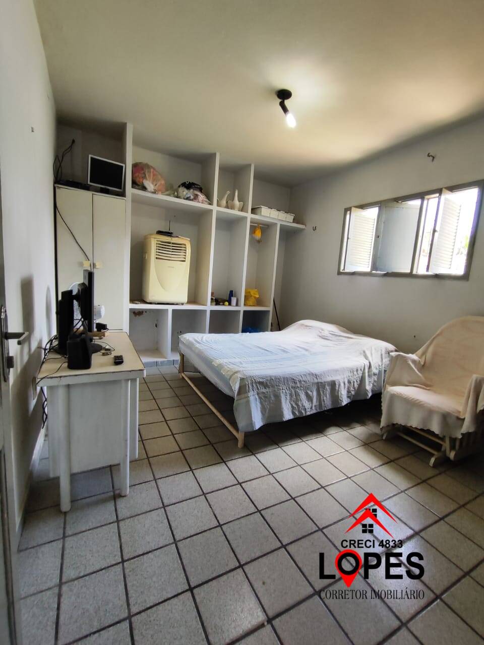 Casa à venda com 3 quartos, 800m² - Foto 11