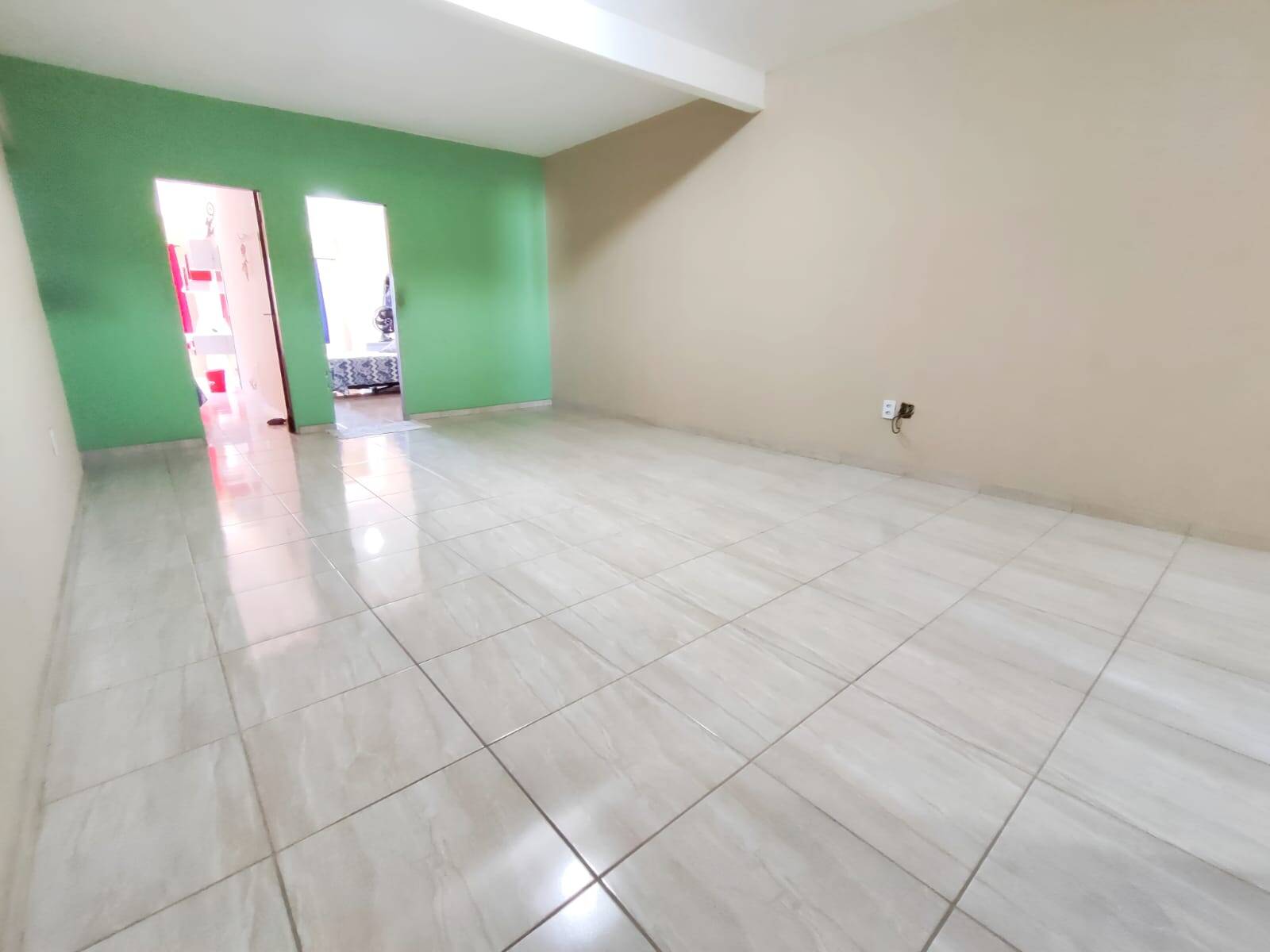 Casa à venda com 3 quartos, 103m² - Foto 3