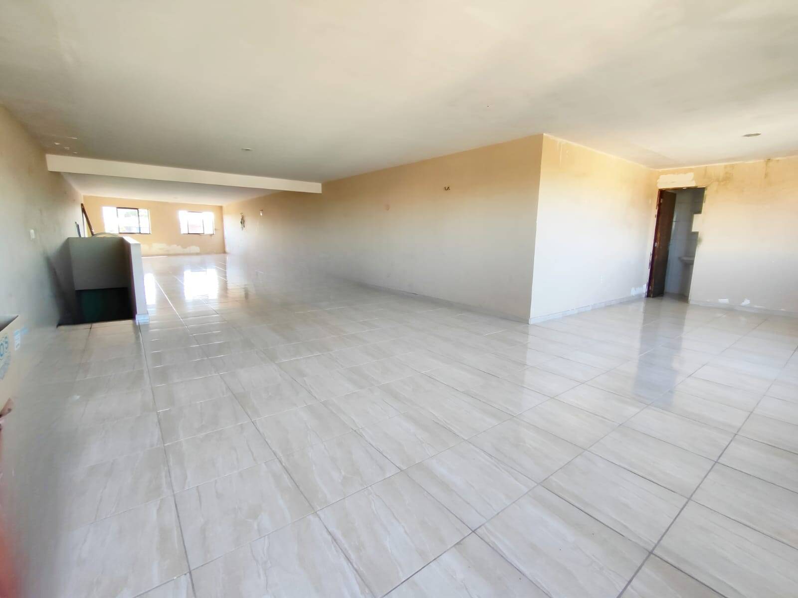Casa à venda com 3 quartos, 103m² - Foto 2