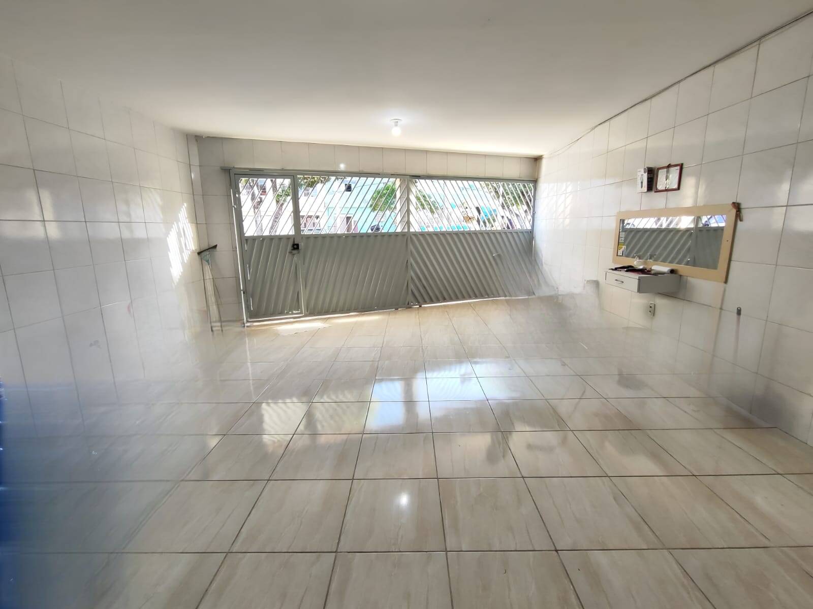 Casa à venda com 3 quartos, 103m² - Foto 14