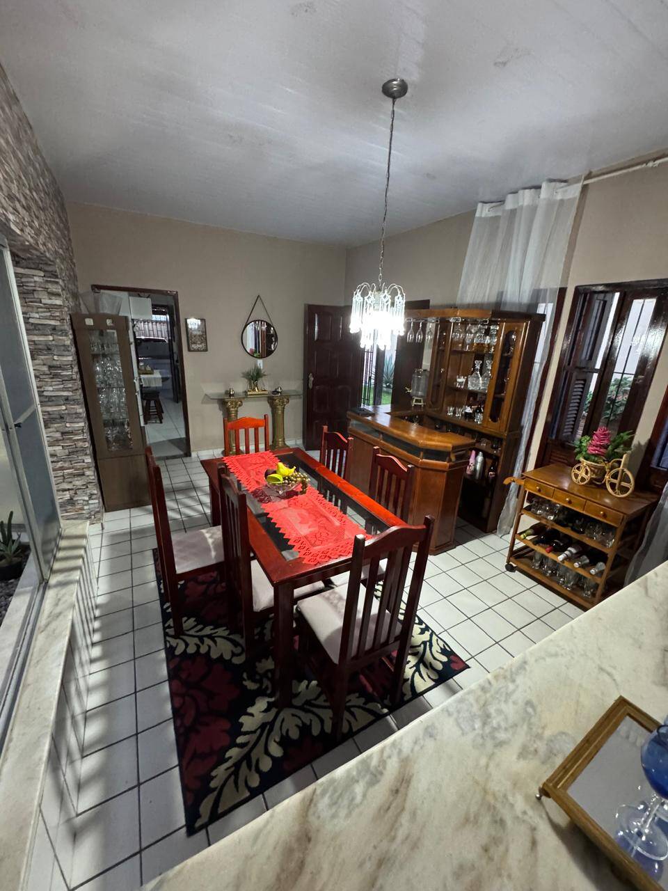 Casa para alugar com 3 quartos, 250m² - Foto 18