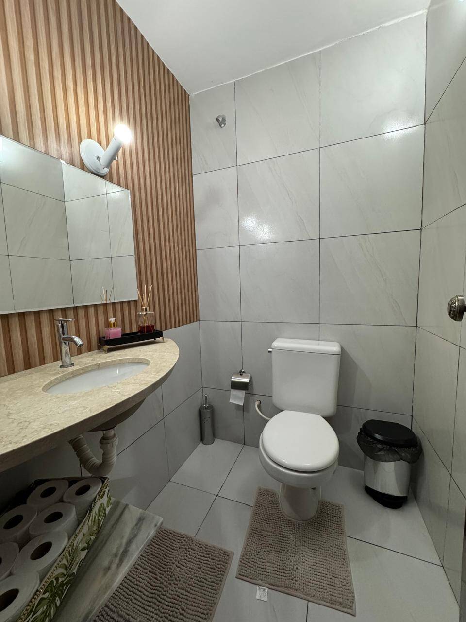 Casa para alugar com 3 quartos, 250m² - Foto 19