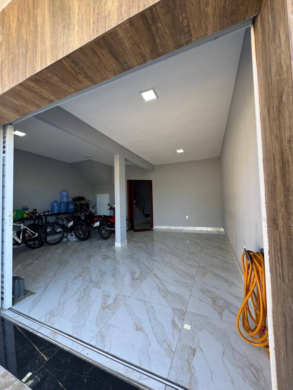 Casa à venda com 3 quartos, 600m² - Foto 14