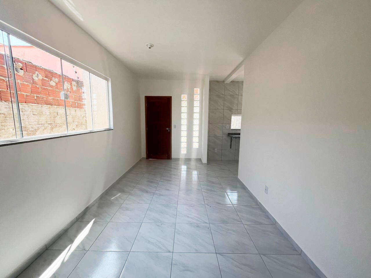 Casa à venda com 2 quartos, 69m² - Foto 5