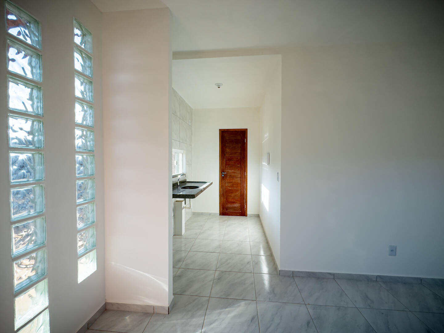 Casa à venda com 2 quartos, 69m² - Foto 14