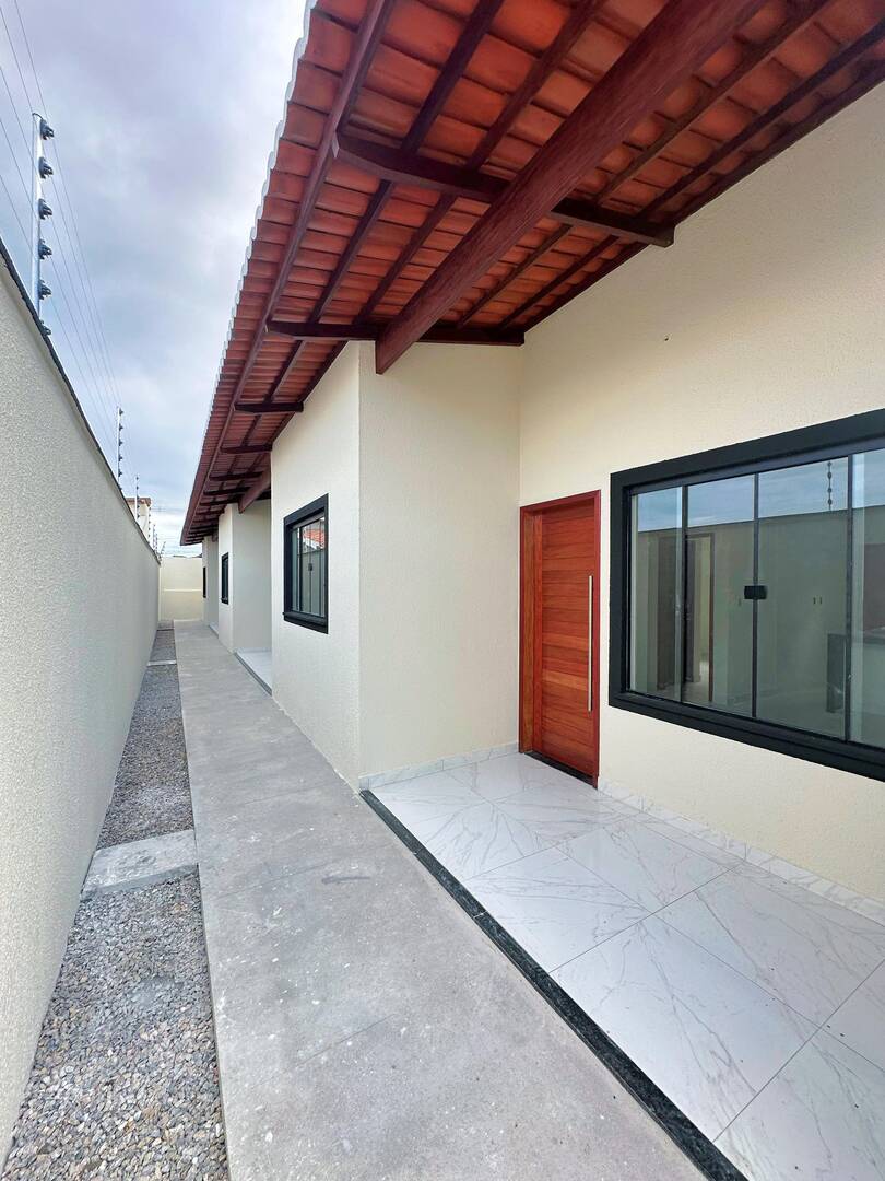 Casa à venda com 2 quartos, 67m² - Foto 3