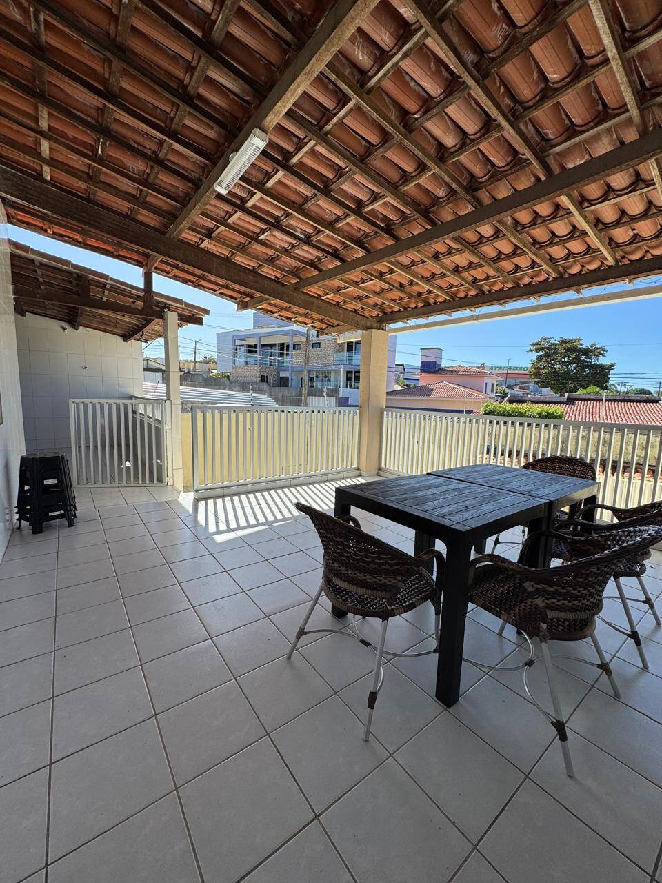 Casa à venda com 3 quartos, 132m² - Foto 3