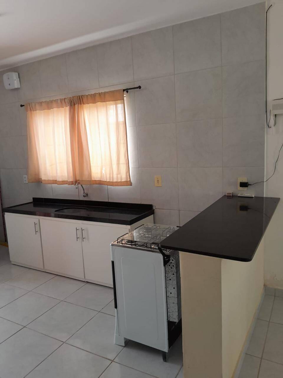 Casa à venda com 2 quartos, 75m² - Foto 11