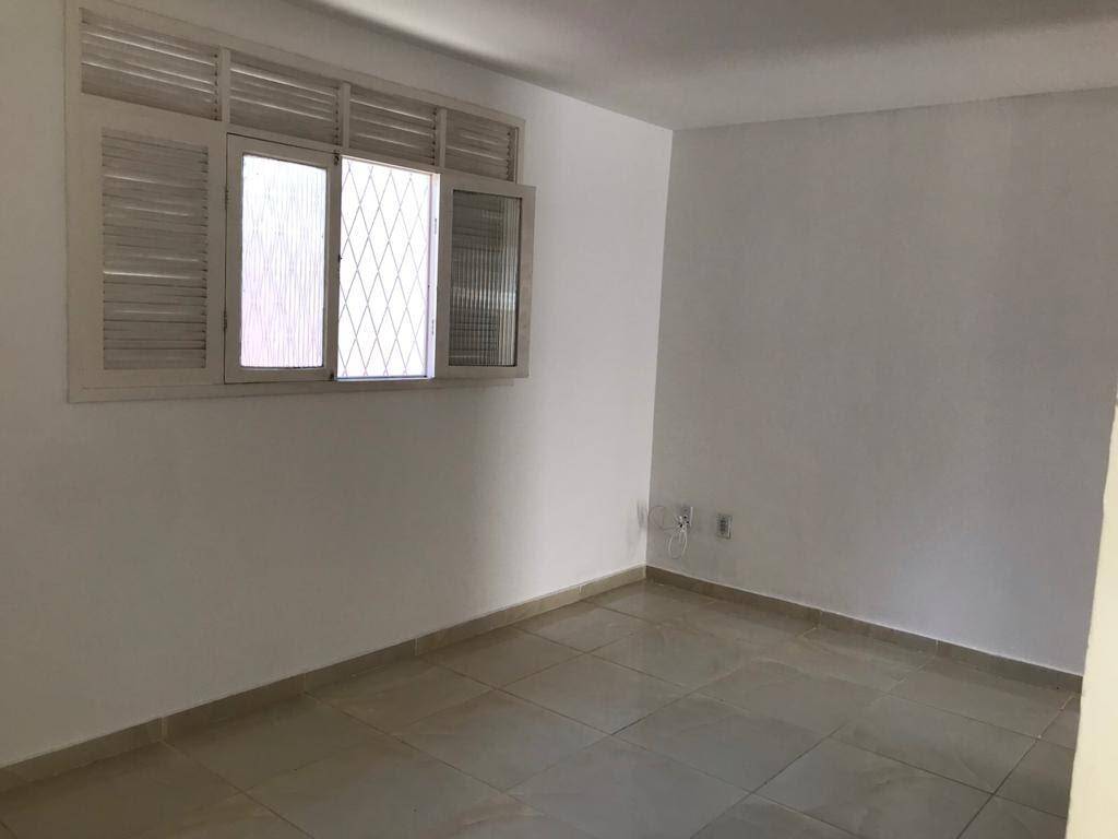 Casa à venda com 3 quartos, 150m² - Foto 9