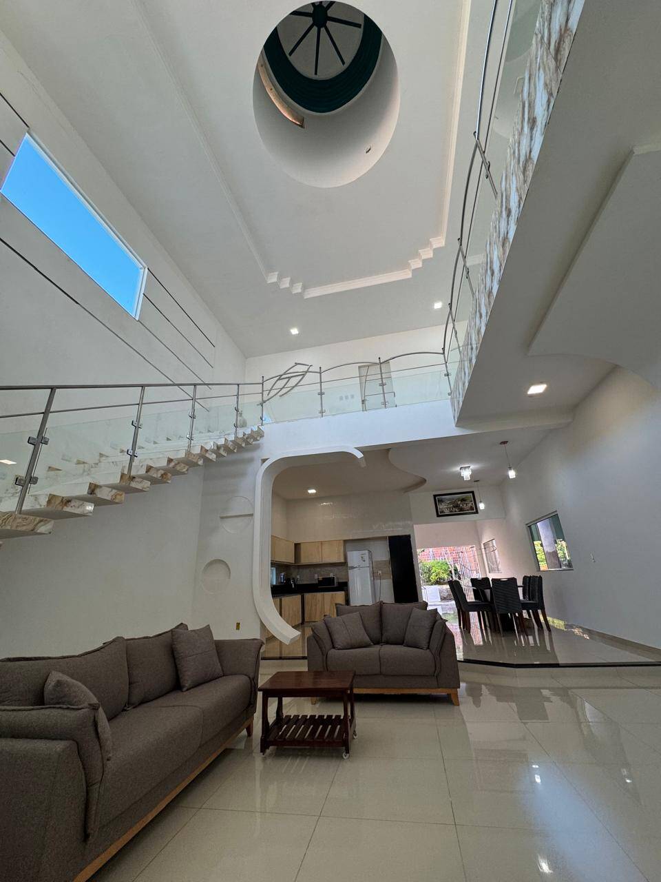 Casa à venda com 3 quartos, 140m² - Foto 3