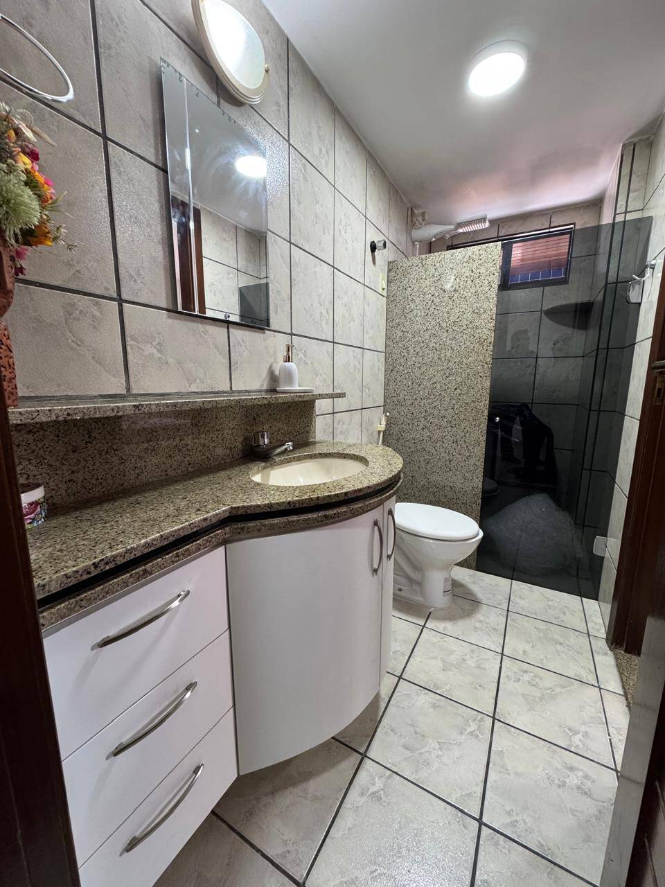 Apartamento à venda com 3 quartos, 140m² - Foto 18