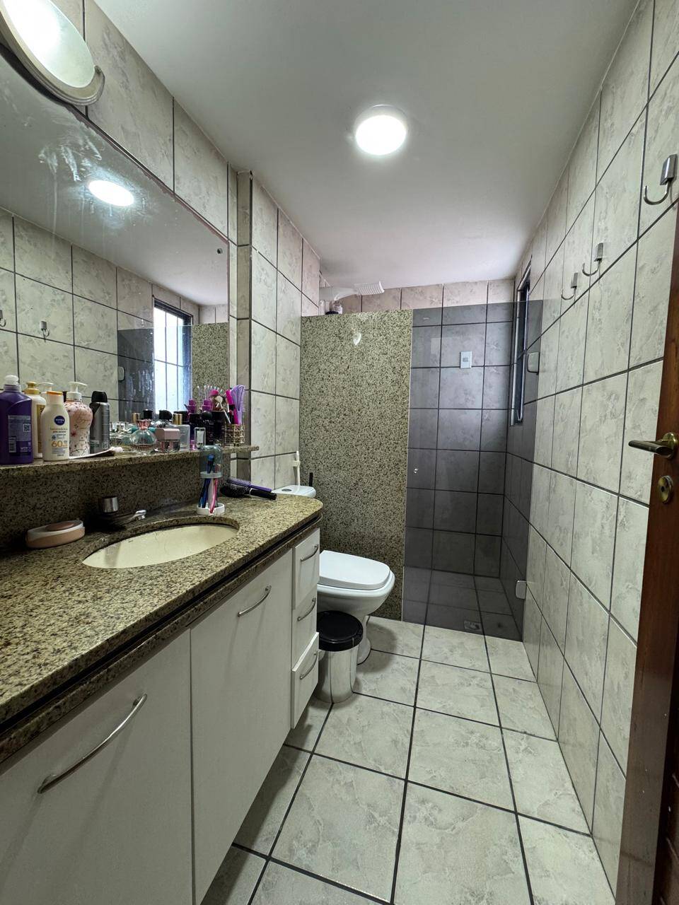 Apartamento à venda com 3 quartos, 140m² - Foto 22