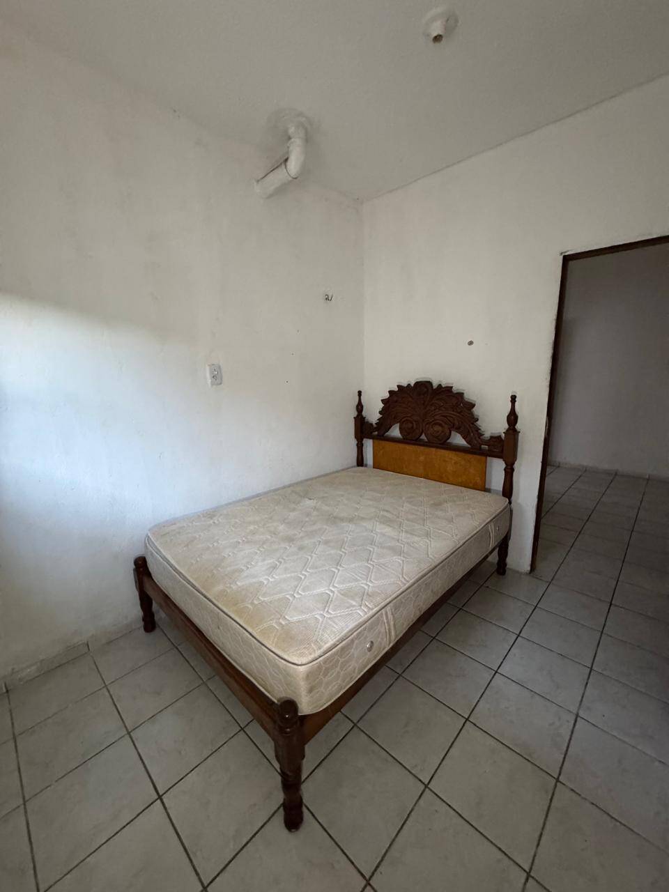 Casa para alugar com 2 quartos, 40m² - Foto 8