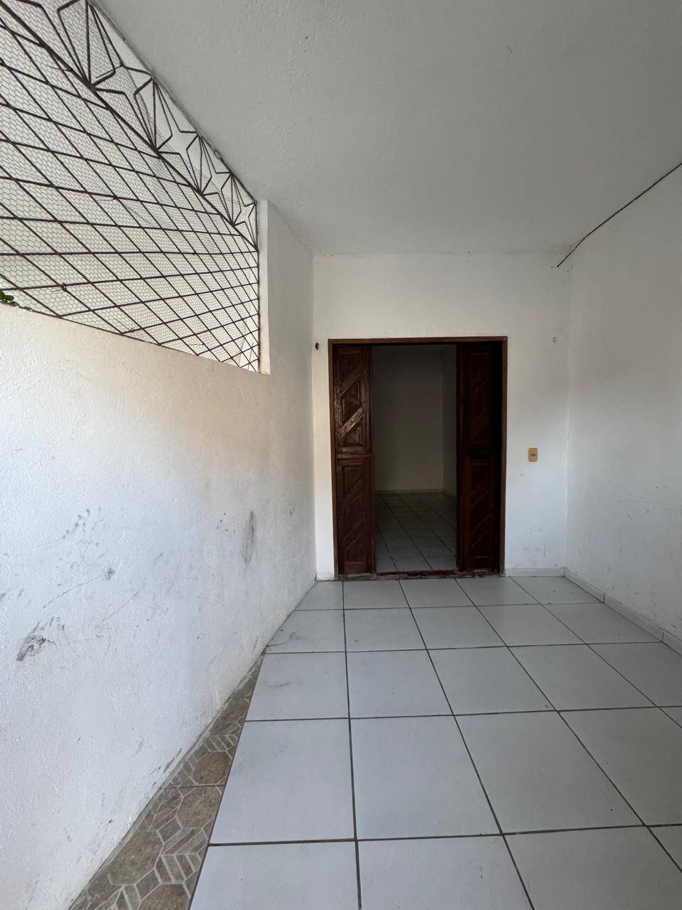 Casa para alugar com 2 quartos, 40m² - Foto 6
