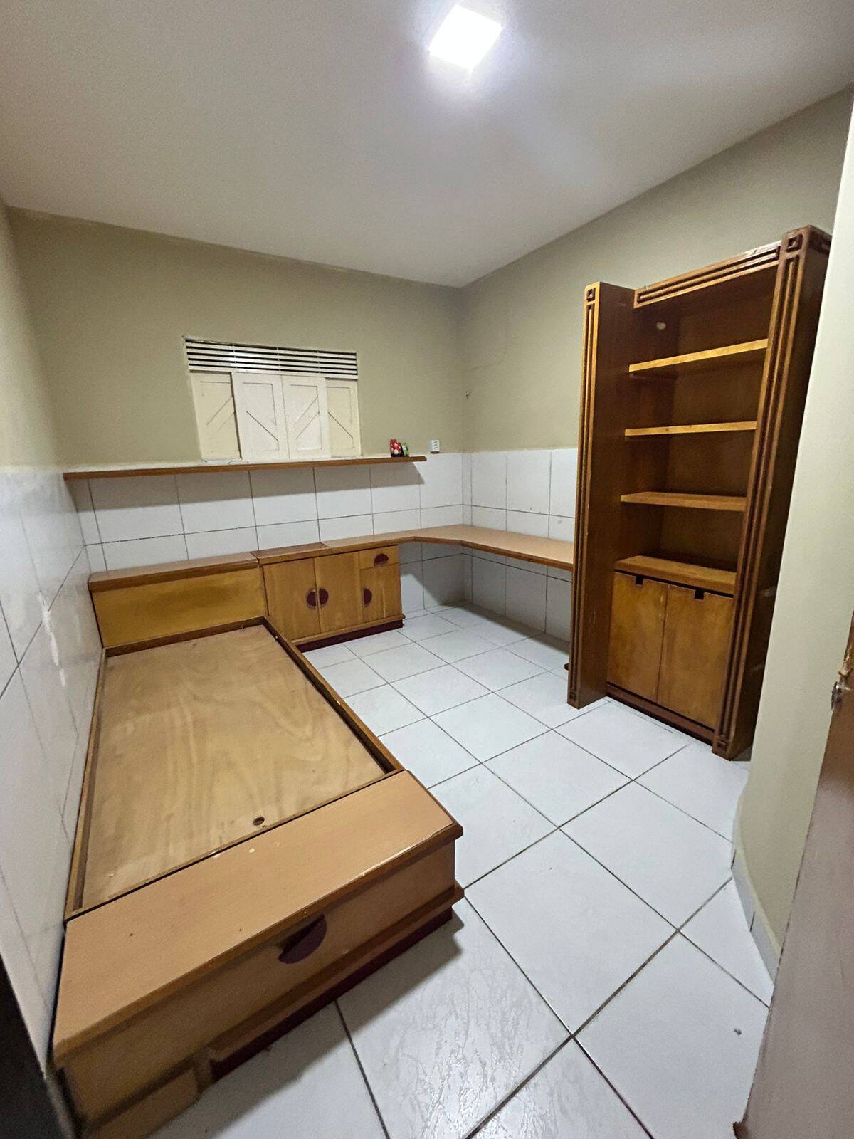 Casa à venda com 3 quartos, 200m² - Foto 6
