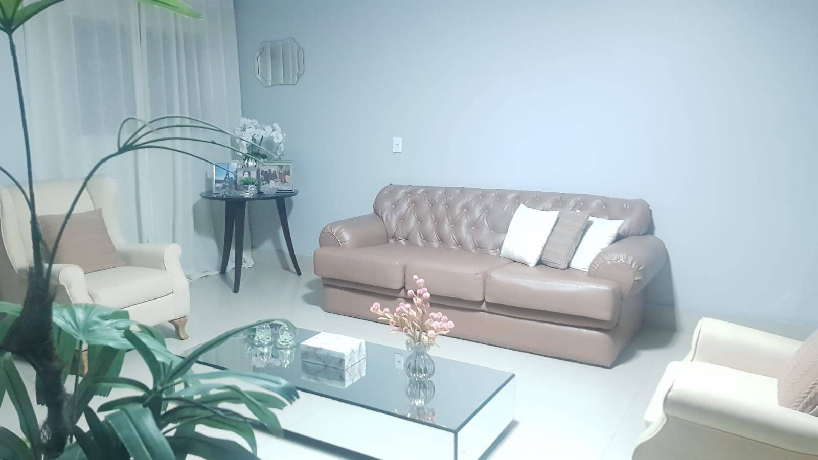 Casa à venda com 6 quartos, 1800m² - Foto 4