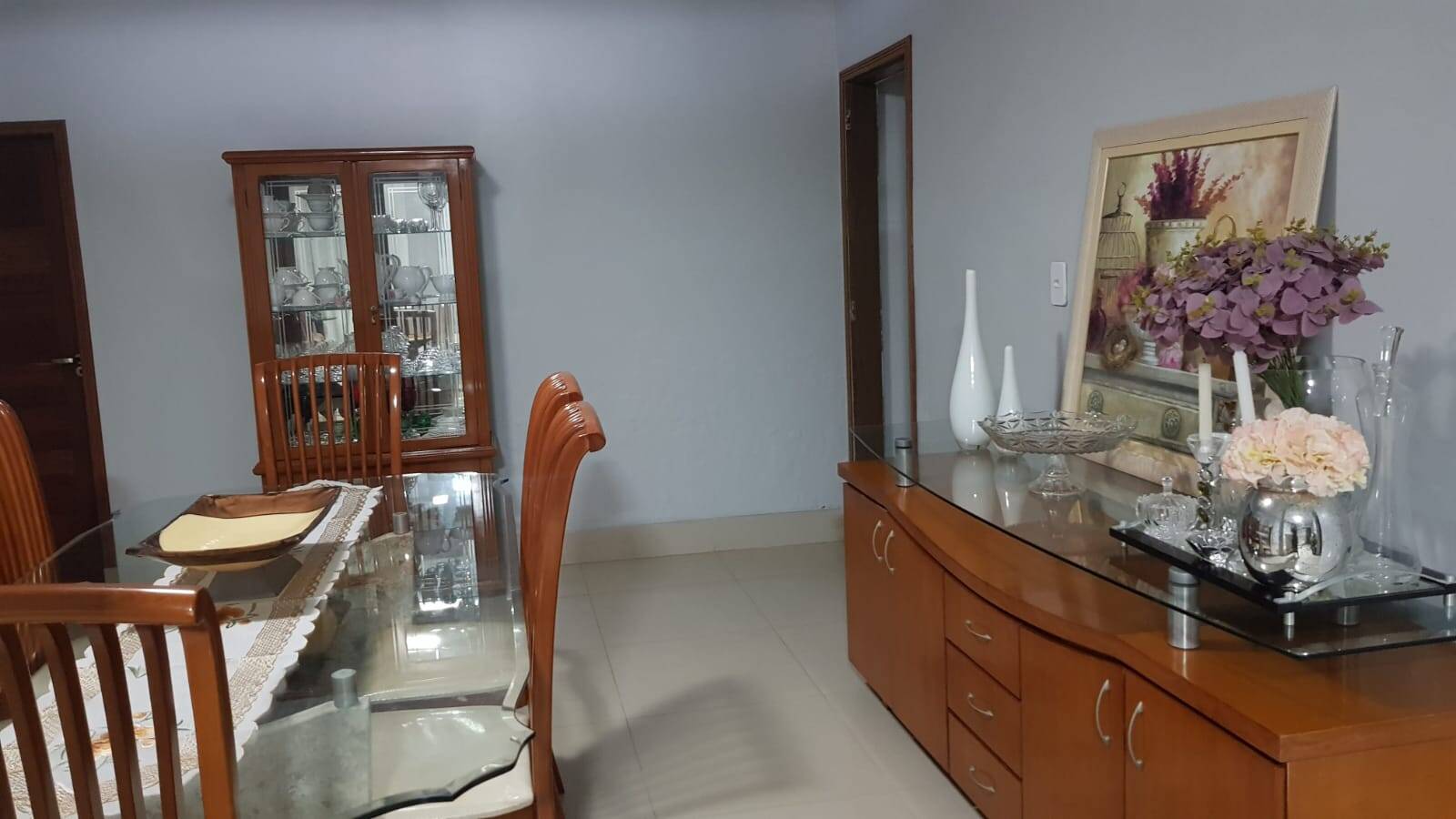 Casa à venda com 6 quartos, 1800m² - Foto 5