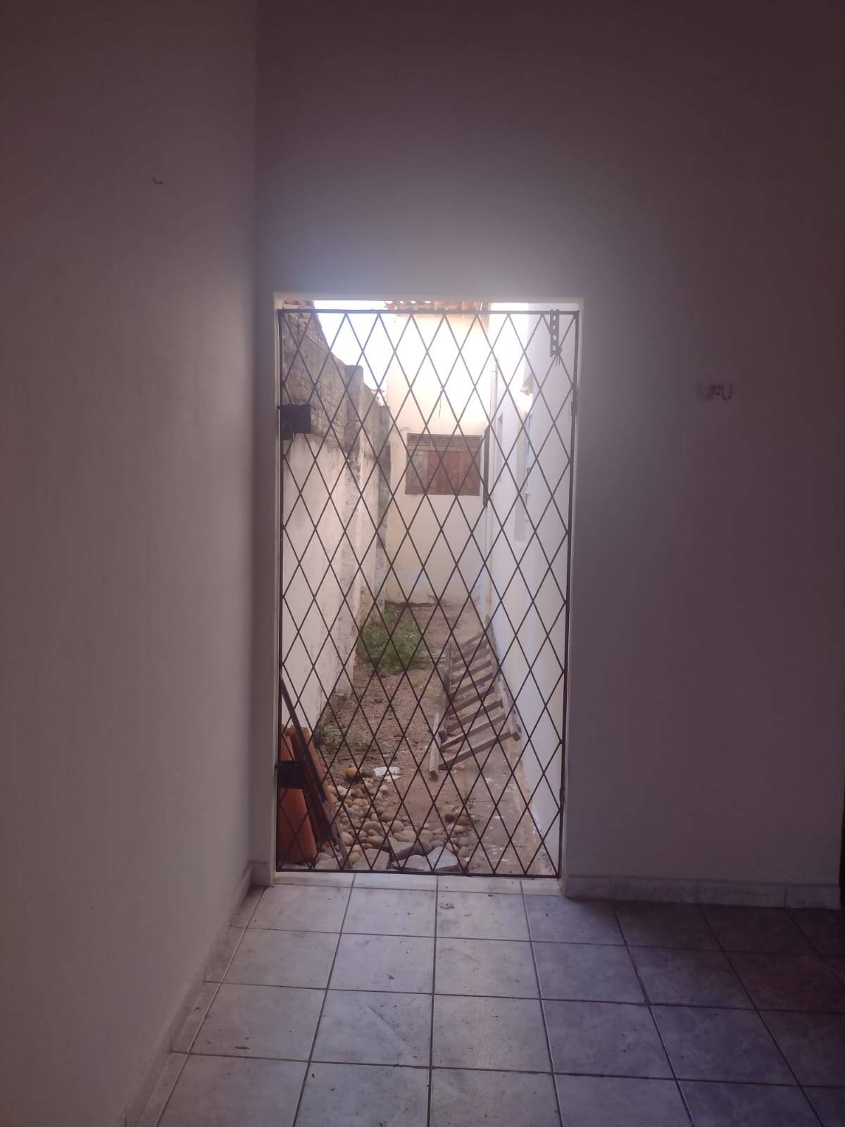 Casa para alugar com 5 quartos, 140m² - Foto 14