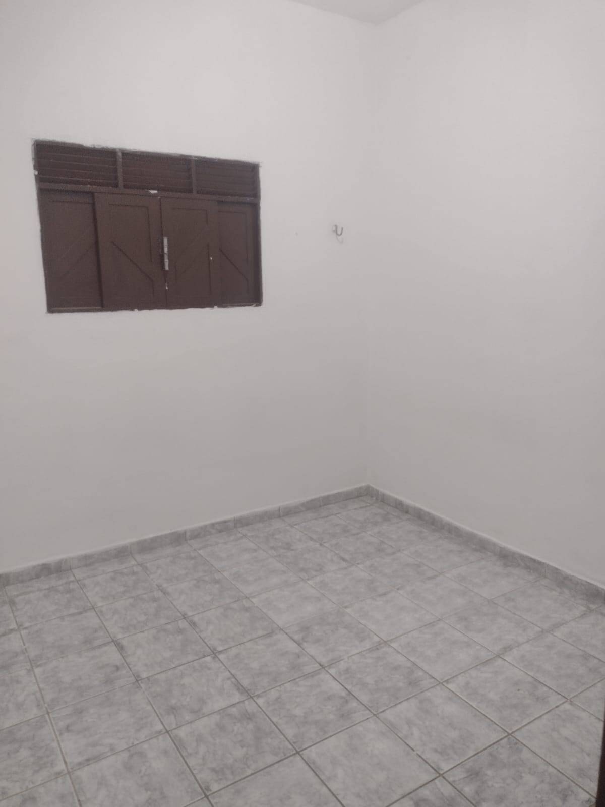 Casa para alugar com 5 quartos, 140m² - Foto 9