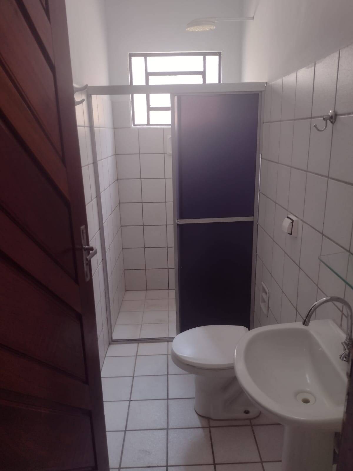 Casa para alugar com 5 quartos, 140m² - Foto 10