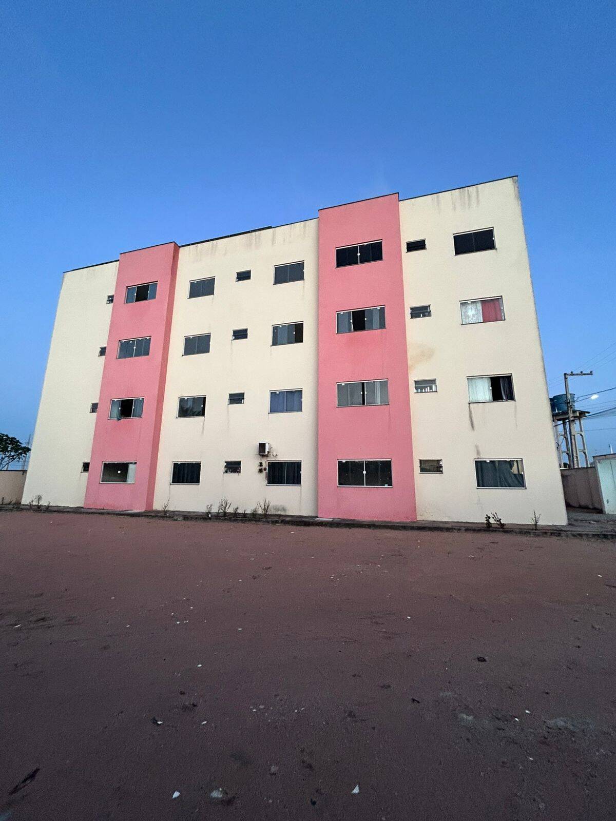 Apartamento à venda e aluguel com 2 quartos, 55m² - Foto 1