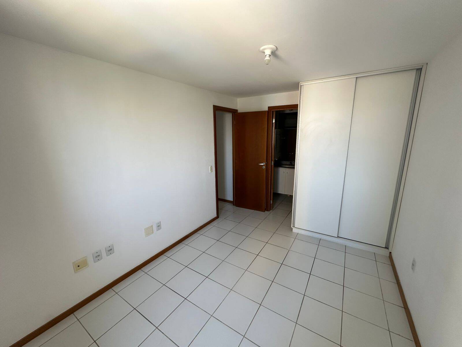 Apartamento para alugar com 2 quartos, 55m² - Foto 8