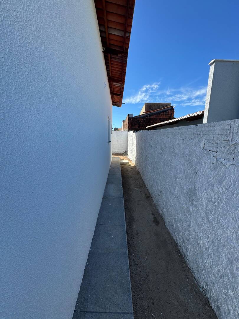 Casa à venda com 2 quartos, 89m² - Foto 12