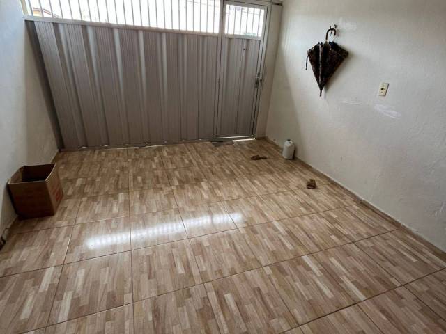 #300 - Casa para Venda em Natal - RN - 2