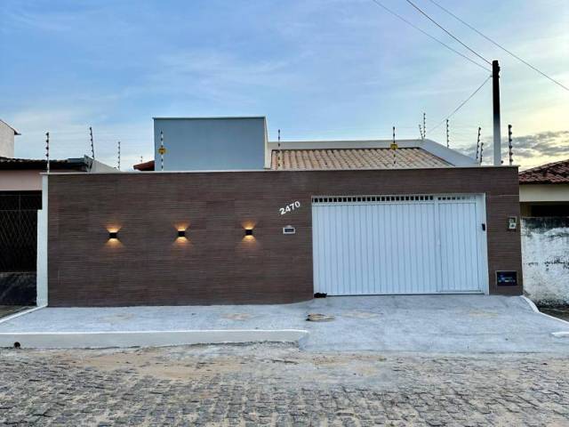 #308 - Casa para Venda em Natal - RN - 2