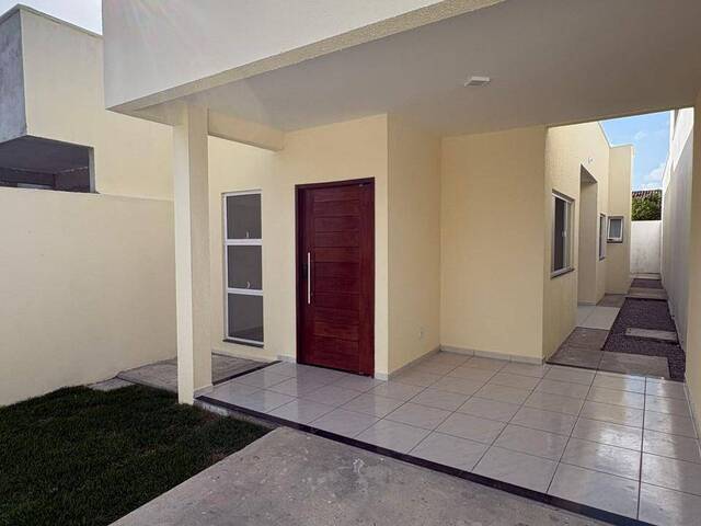 #316 - Casa para Venda em Parnamirim - RN