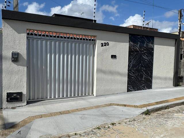 #318 - Casa para Venda em Parnamirim - RN