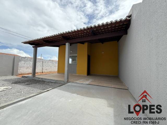 #321 - Casa para Venda em Extremoz - RN